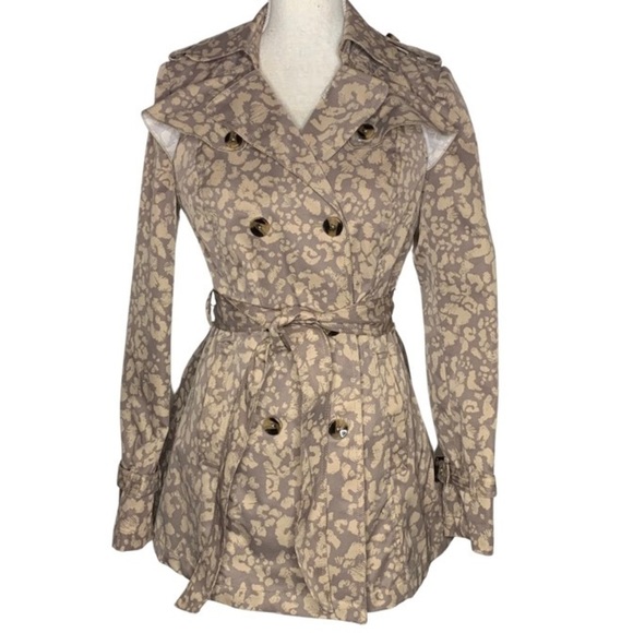 Anthropologie Jackets & Blazers - Anthropologie Daughters Of The Liberation Subtle Survival Leopard Trench Coat